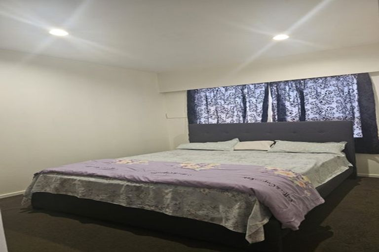 Photo of property in 2/2a Hutt Road, Manurewa, Auckland, 2102