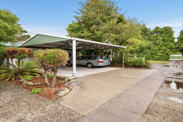 Photo of property in 3 Robinson Avenue, Holdens Bay, Rotorua, 3010