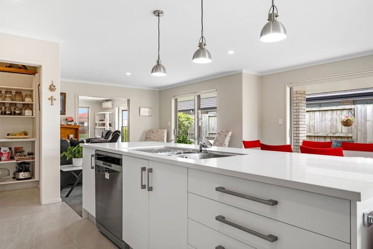 Photo of property in 11 Cheyne Road, Pyes Pa, Tauranga, 3112