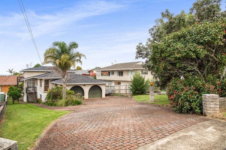 Photo of property in 213 Royal Road, Massey, Auckland, 0614