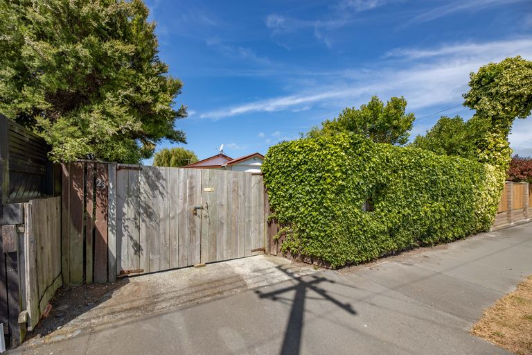 Photo of property in 23 Estuary Road, New Brighton, Christchurch, 8061