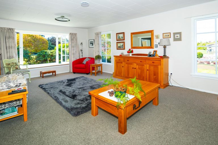 Photo of property in 71 Main North Road, Geraldine, 7930