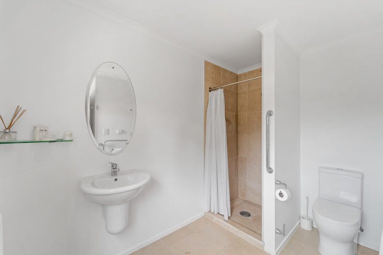 Photo of property in 15 Whale Cove, Stanmore Bay, Whangaparaoa, 0932