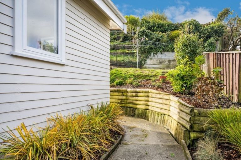 Photo of property in 11 Penryn Drive, Camborne, Porirua, 5026