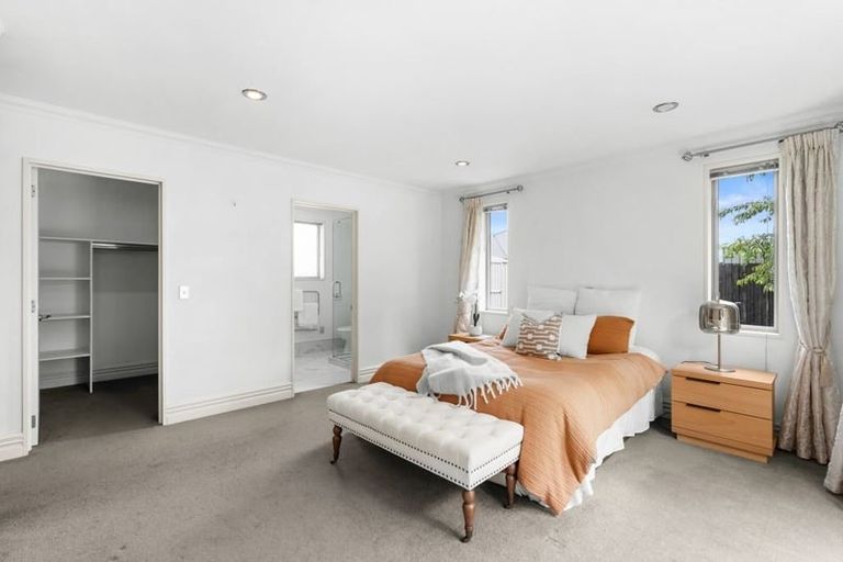 Photo of property in 24 Date Crescent, Aidanfield, Christchurch, 8025