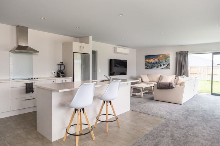 Photo of property in 16 Tawhai Crescent, Wharewaka, Taupo, 3330