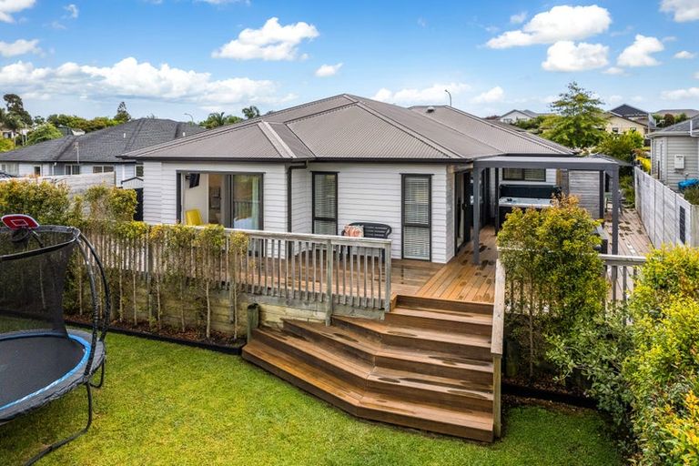 Photo of property in 60 Matua Road, Huapai, Kumeu, 0810
