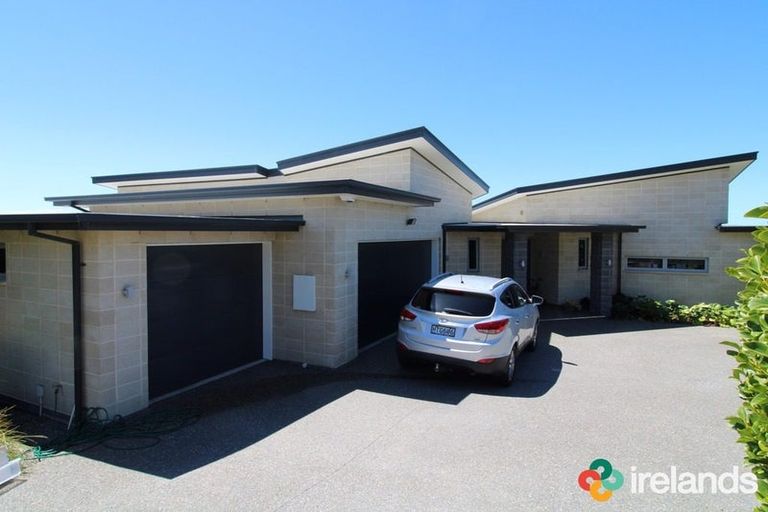 Photo of property in 116 Glenstrae Road, Redcliffs, Christchurch, 8081