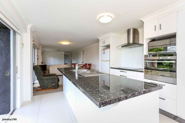 Photo of property in 129 Pendarves Street, New Plymouth, 4312