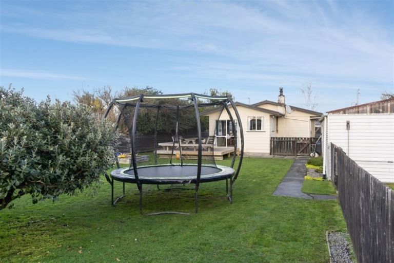 Photo of property in 18 Frederick Street, Carterton, 5713