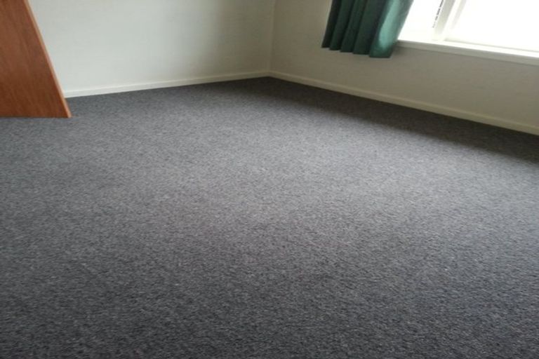 Photo of property in 8 Curletts Road, Sockburn, Christchurch, 8042