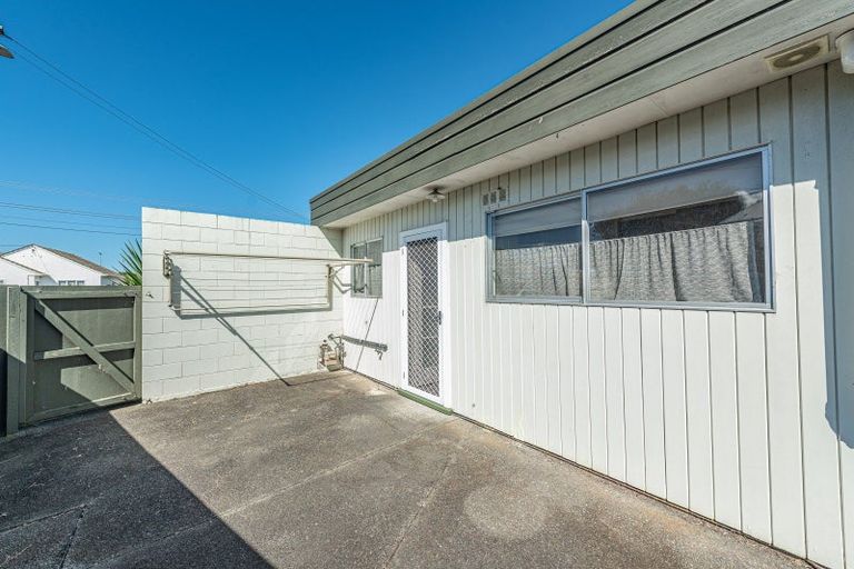 Photo of property in 1/54 Fitzherbert Avenue, Tawhero, Wanganui, 4501