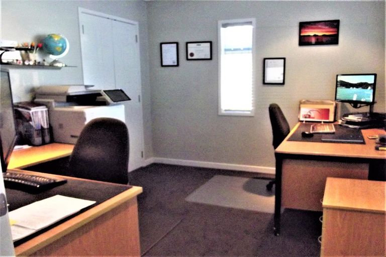 Photo of property in 244a Saint Aubyn Street, New Plymouth, 4310