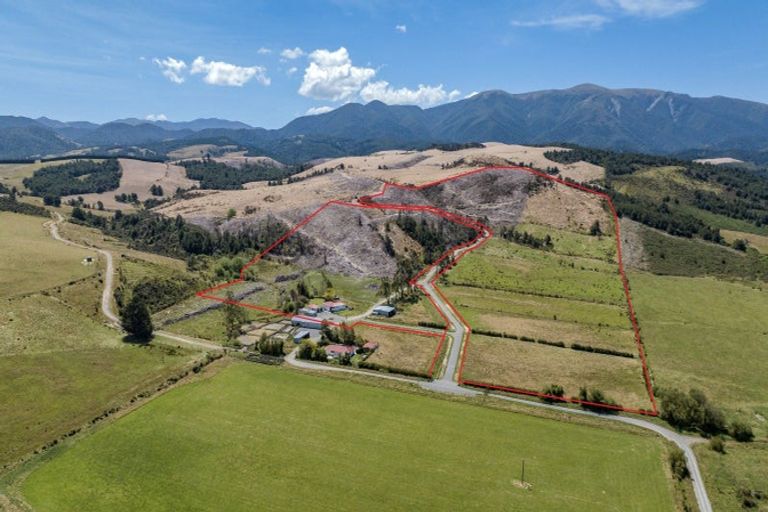 Photo of property in 98 Lewis Road, View Hill, Oxford, 7495