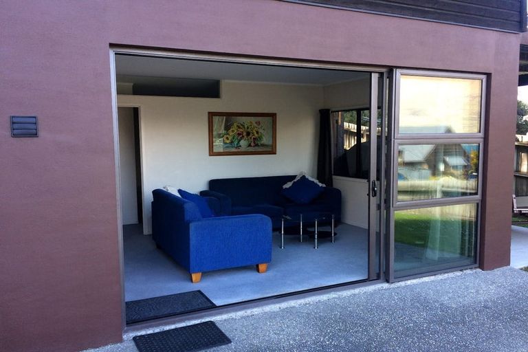 Photo of property in 25 Sainsbury Road, Fernhill, Queenstown, 9300