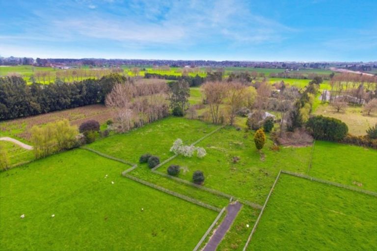 Photo of property in 41c Ryburn Road, Newstead, Hamilton, 3286