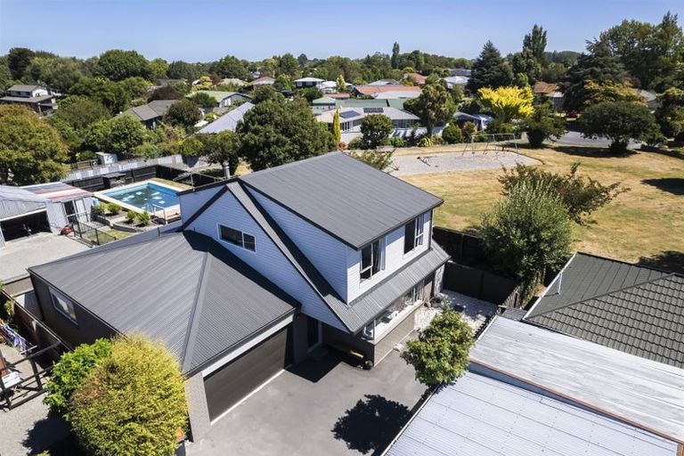 Photo of property in 1/411 Main Road North, Redwood, Christchurch, 8051