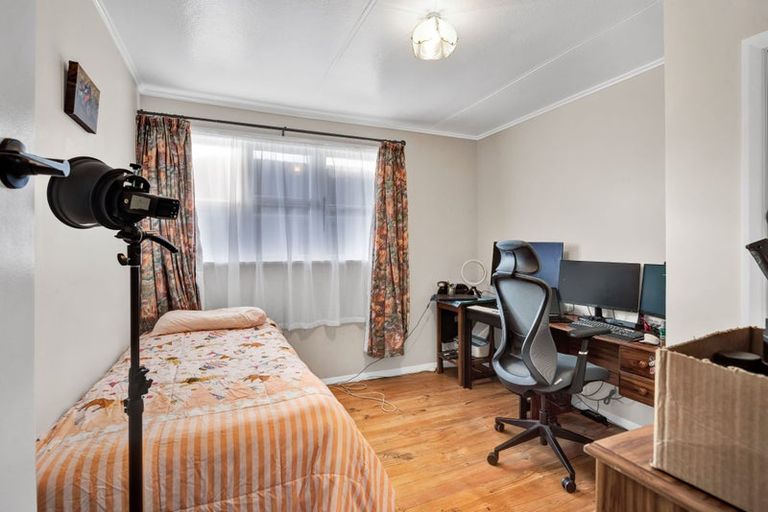 Photo of property in 16 Manchester Street, Patea, 4520