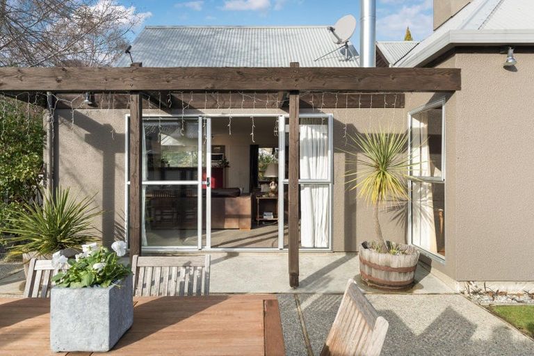 Photo of property in 17 Kawarau Place, Frankton, Queenstown, 9300