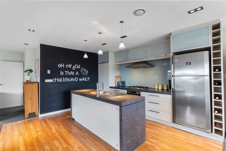 Photo of property in 433 Hills Road, Mairehau, Christchurch, 8052