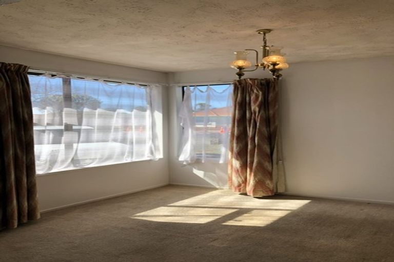 Photo of property in 1/107 Main North Road, Papanui, Christchurch, 8052