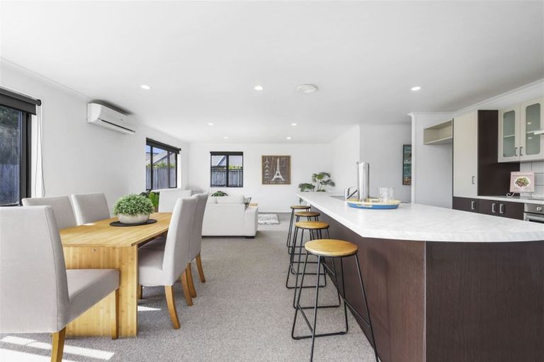 Photo of property in 64 Coleraine Drive, Rototuna, Hamilton, 3210