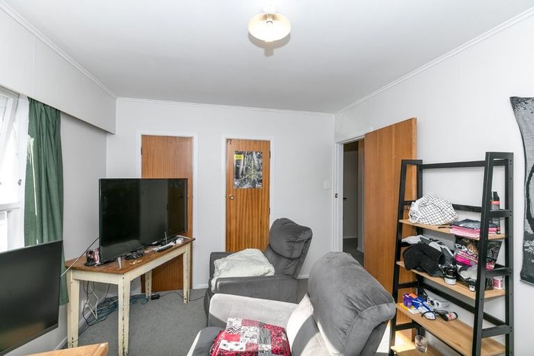 Photo of property in 12a Helena Road, Hillcrest, Hamilton, 3216