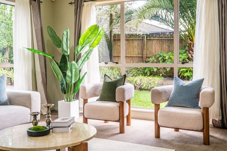 Photo of property in 12 Redcastle Drive, East Tamaki, Auckland, 2013