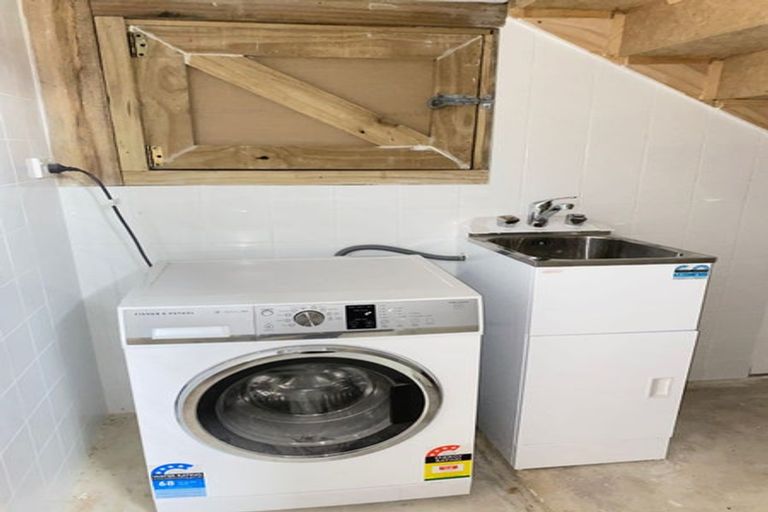 Photo of property in 180 Beach Road, Campbells Bay, Auckland, 0630