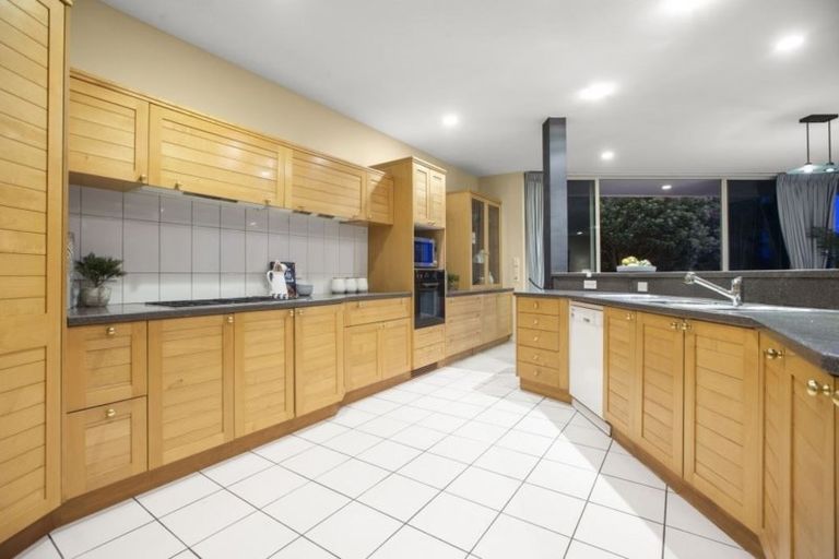 Photo of property in 10 Bragato Place, Chatswood, Auckland, 0626