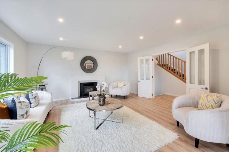 Photo of property in 41 Knights Road, Rothesay Bay, Auckland, 0630