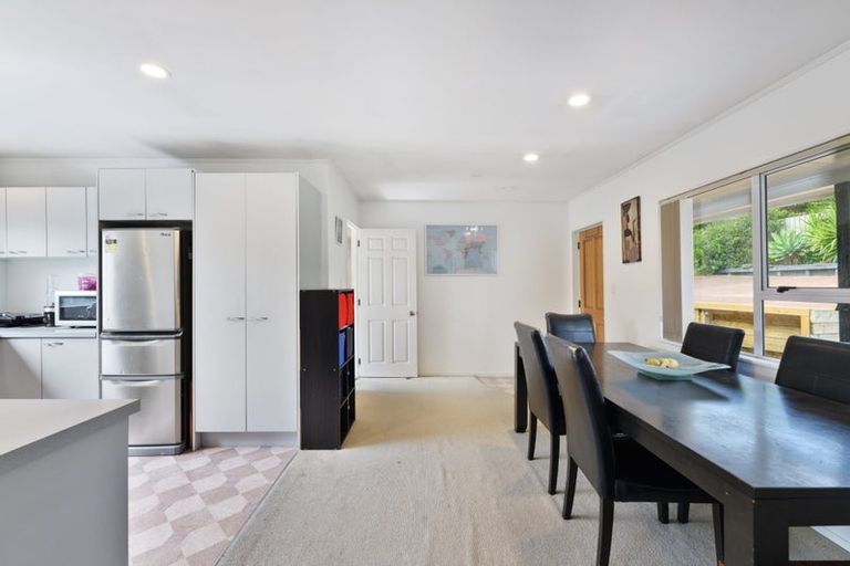 Photo of property in 2/23 Duncan Avenue, Te Atatu South, Auckland, 0610