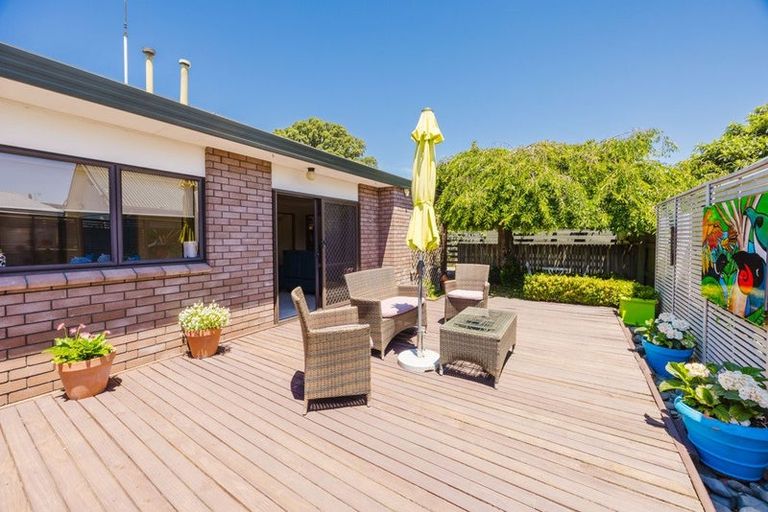 Photo of property in 6/703 Charles Street, Raureka, Hastings, 4120