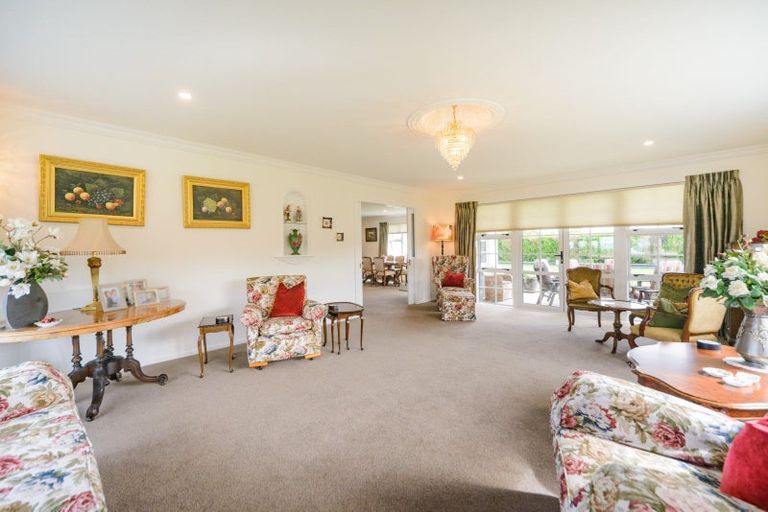 Photo of property in 137 Mount Taylor Drive, Feilding, 4775
