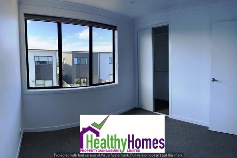 Photo of property in 7 Kaokao Lane, Mangere, Auckland, 2022