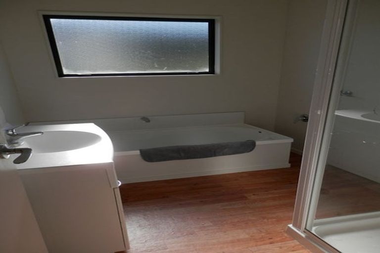 Photo of property in 37 Noema Terrace, Lake Hawea, Wanaka, 9382