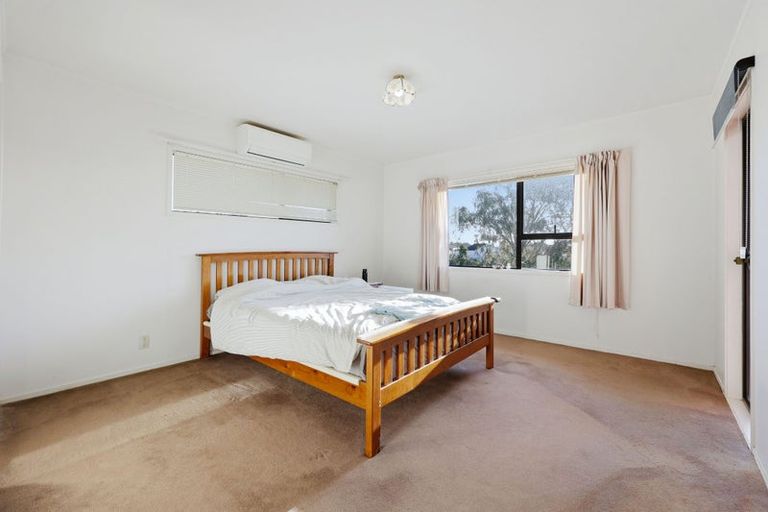 Photo of property in 42 Murvale Drive, Bucklands Beach, Auckland, 2014