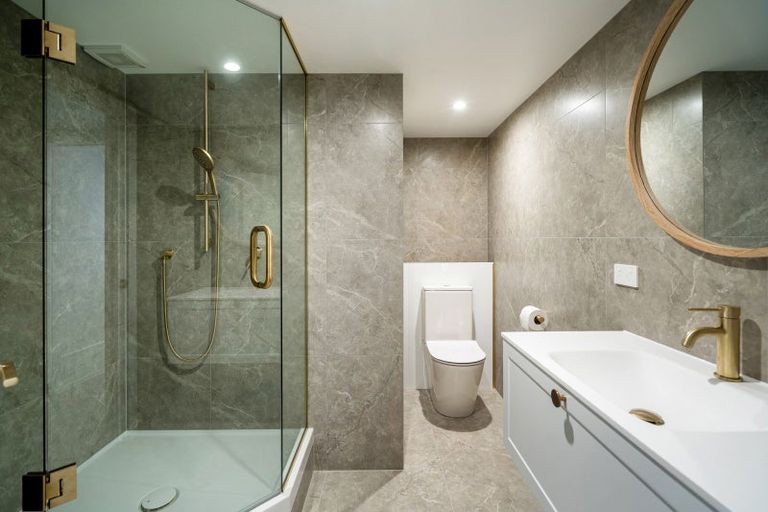 Photo of property in 2/236 Beach Road, Campbells Bay, Auckland, 0630