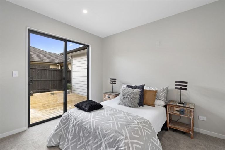 Photo of property in 61 Symes Drive, Red Beach, 0932