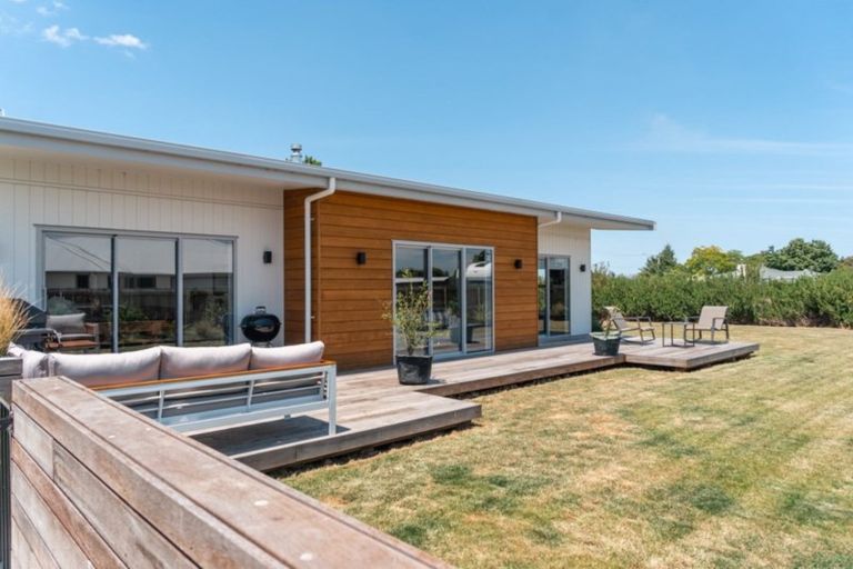 Photo of property in 15 Mcdonald Way, Lansdowne, Masterton, 5810