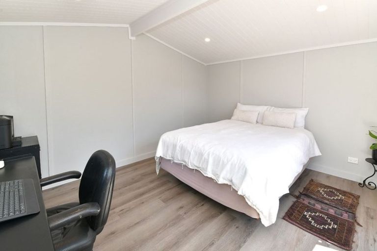 Photo of property in 12 Foster Crescent, Snells Beach, 0920