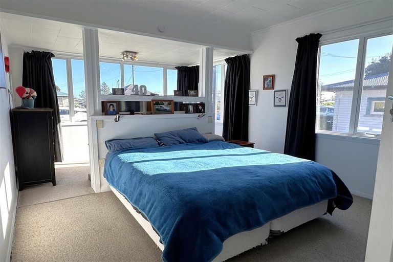 Photo of property in 17 Ashmore Avenue, Cobden, Greymouth, 7802