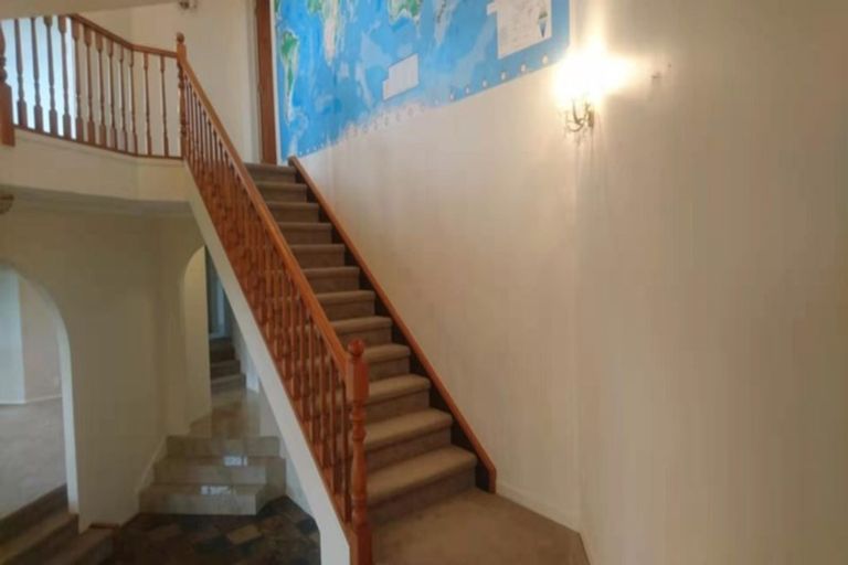 Photo of property in 15 Eclipse Place, Half Moon Bay, Auckland, 2012