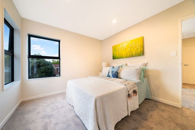 Photo of property in 141b Seabrook Avenue, New Lynn, Auckland, 0600