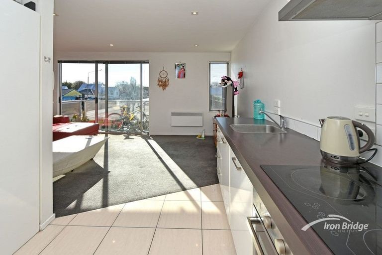 Photo of property in 4/318 Barbadoes Street, Christchurch Central, Christchurch, 8011