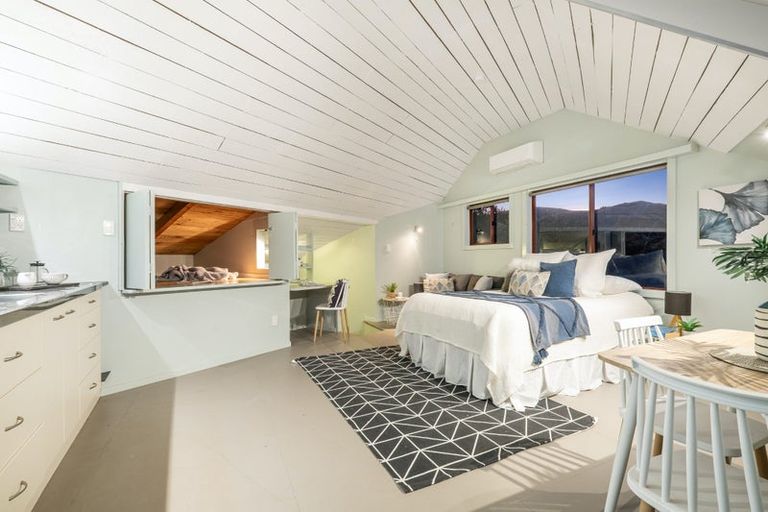 Photo of property in 11 Puketai Place, Pukerua Bay, 5026