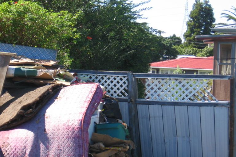 Photo of property in 17a Kiernan Place, Kelston, Auckland, 0602