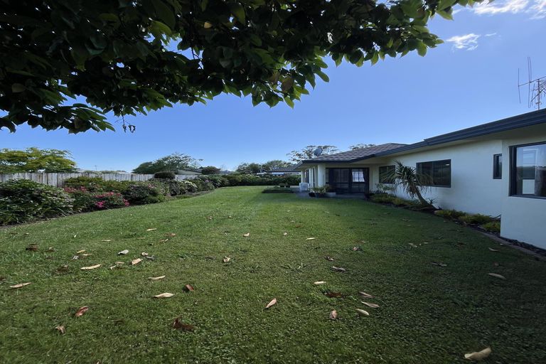 Photo of property in 14 Reynolds Drive, Glenview, Hamilton, 3206