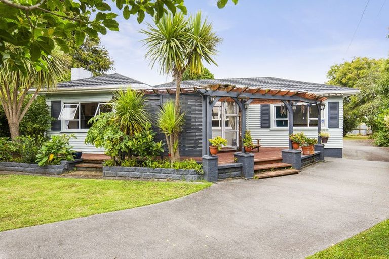 Photo of property in 13 Te Horo Beach Road, Te Horo, Otaki, 5581