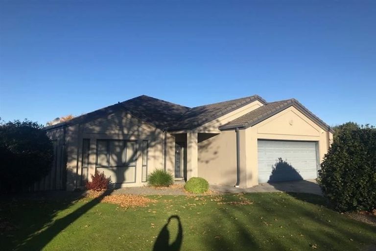 Photo of property in 20 Riverwood Boulevard, Redwood, Christchurch, 8051